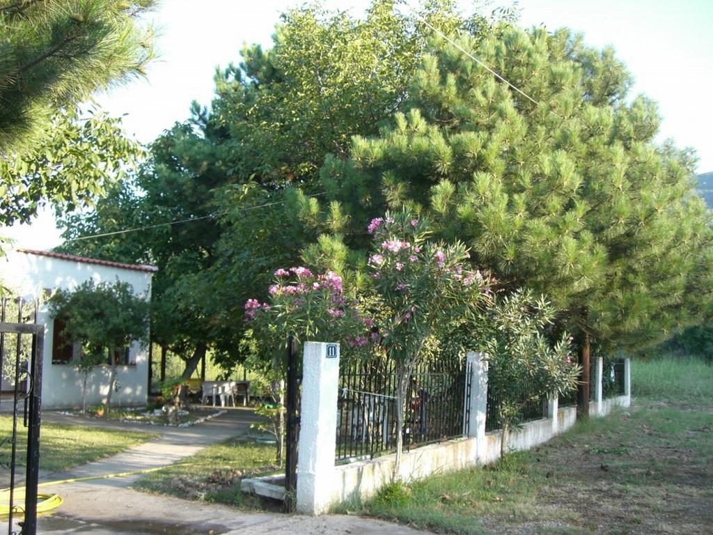 Garden Bungalow Valentina Σταυρός Εξωτερικό φωτογραφία